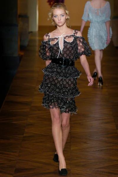 Look 26